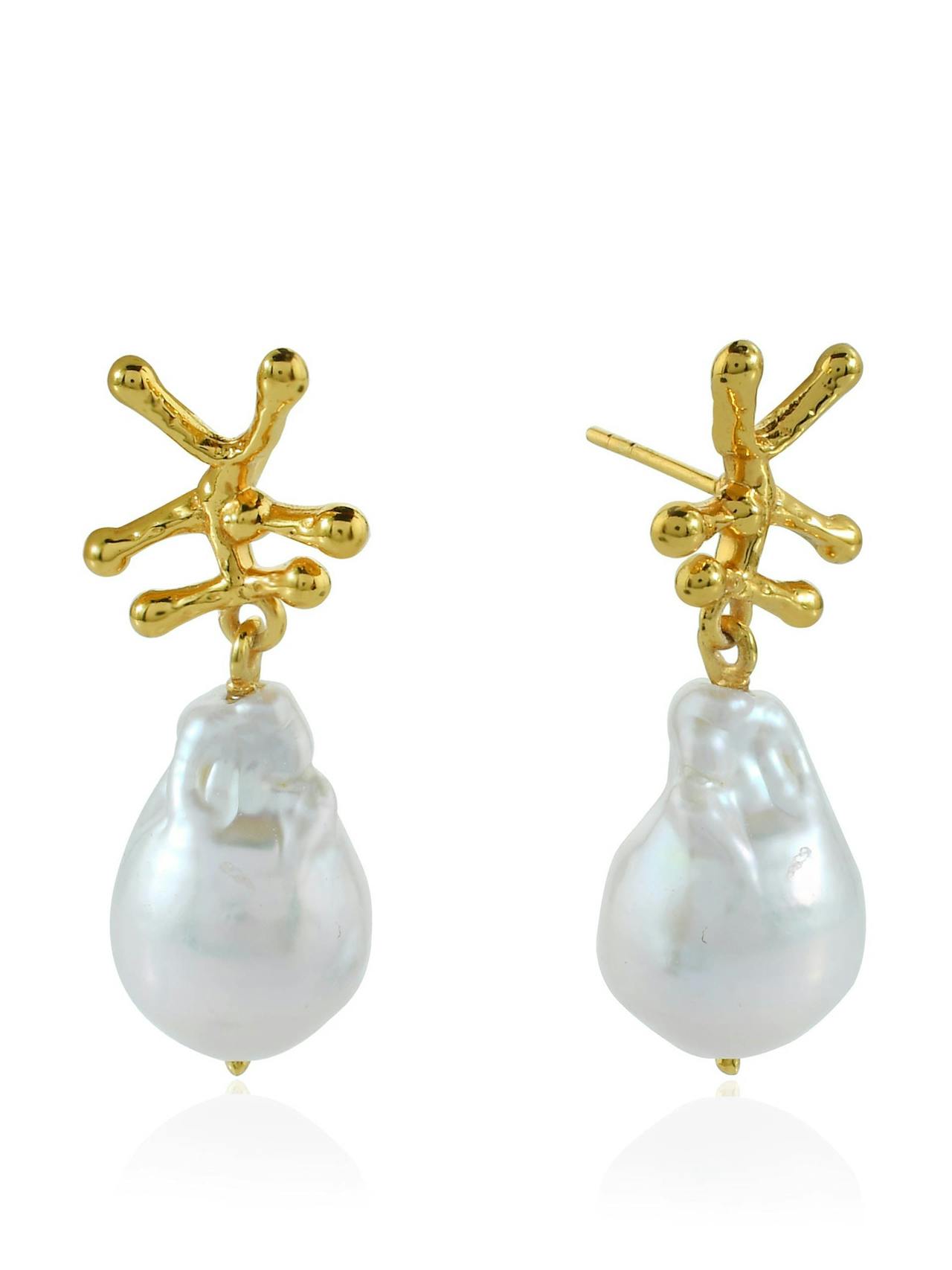 Pearl Nuria earrings