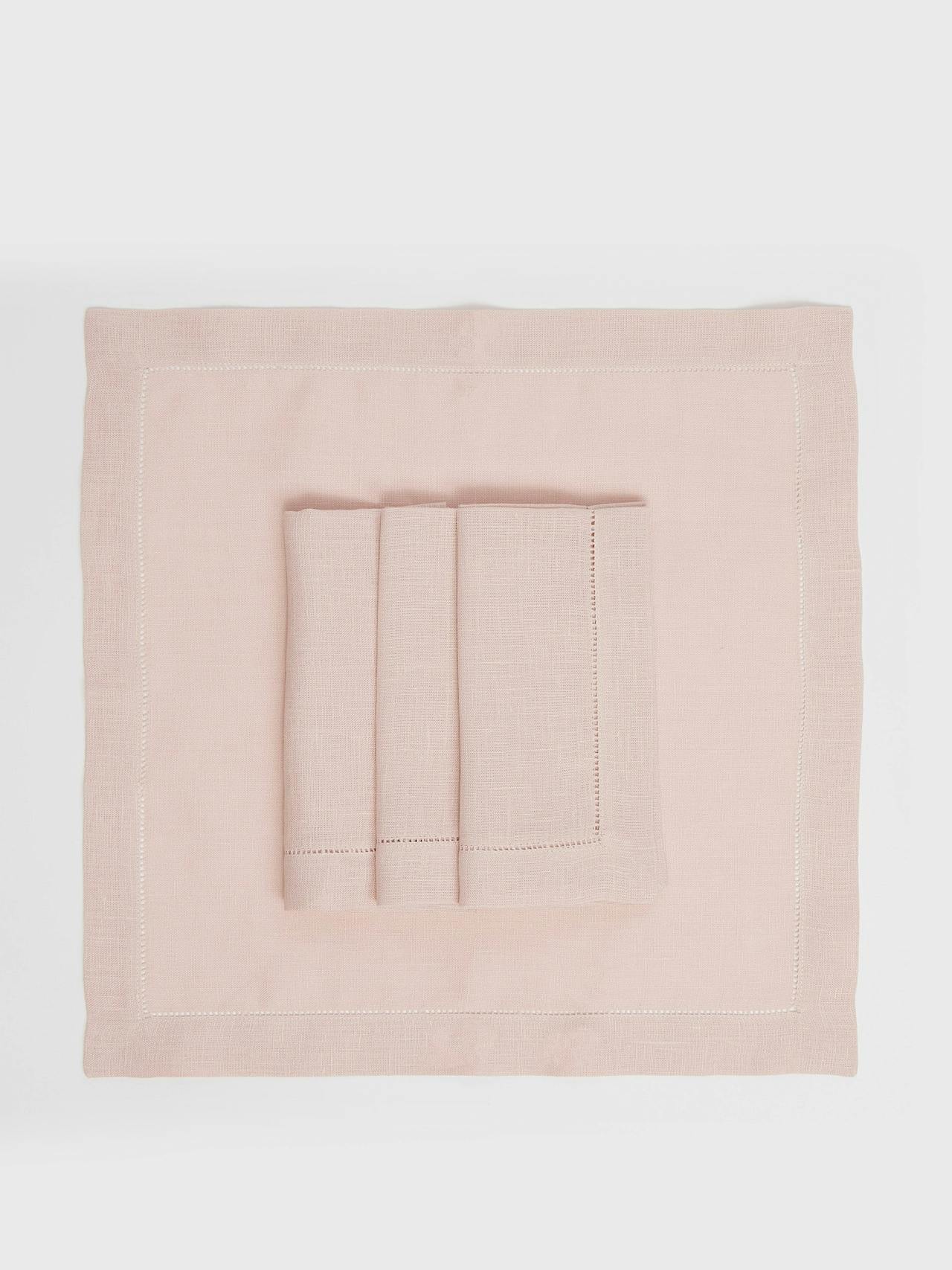 Dusty pink hemstitch napkins, set of 4