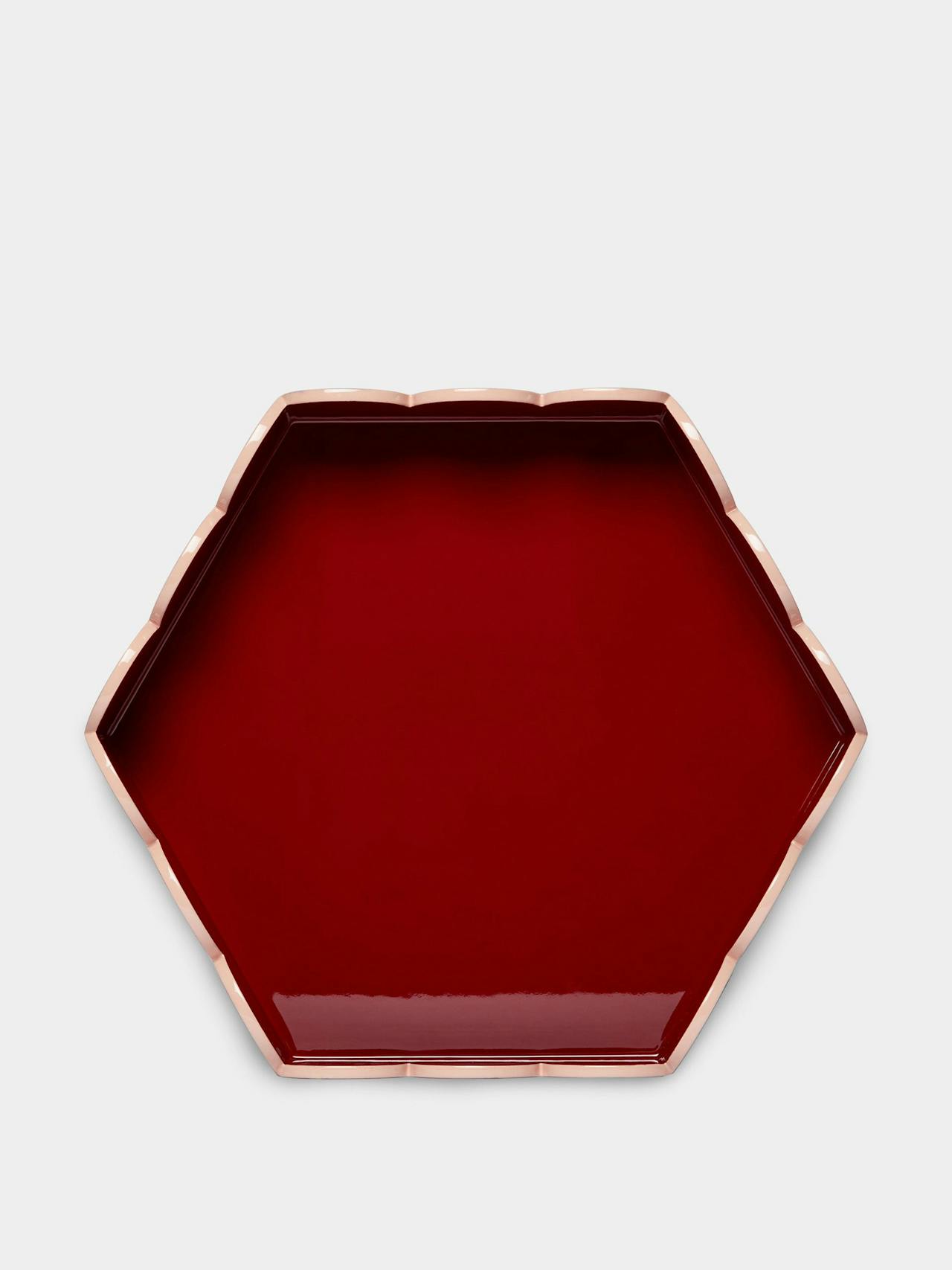 Lacquered large scalloped tray