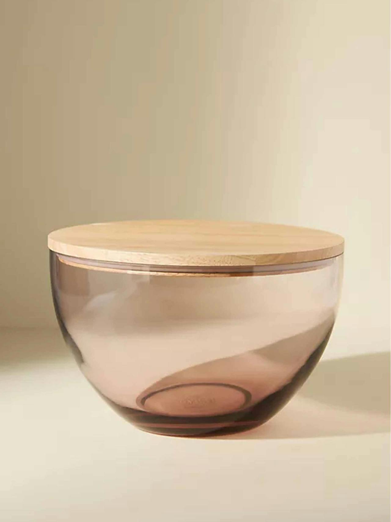 Serve and store bowl with lid