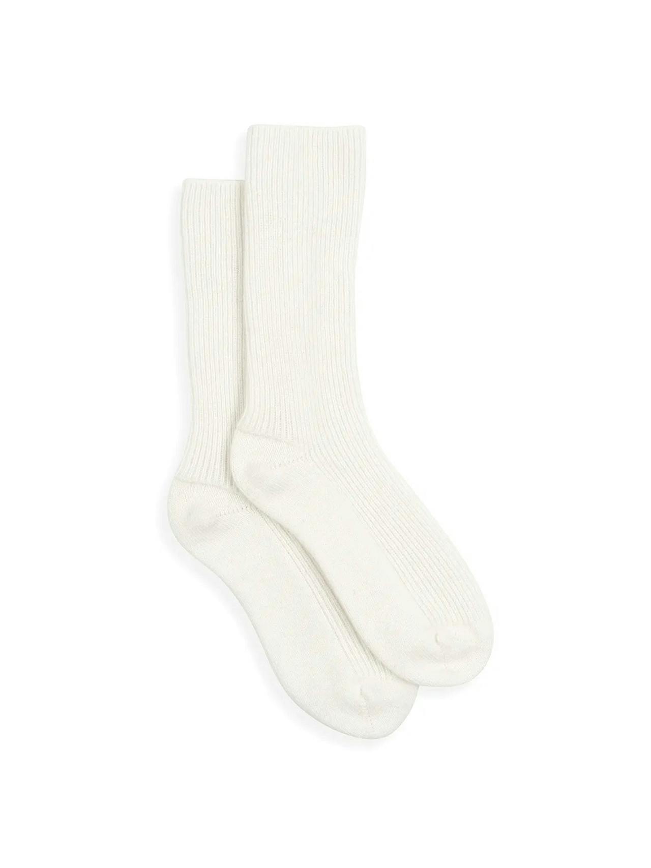 White cashmere socks winter