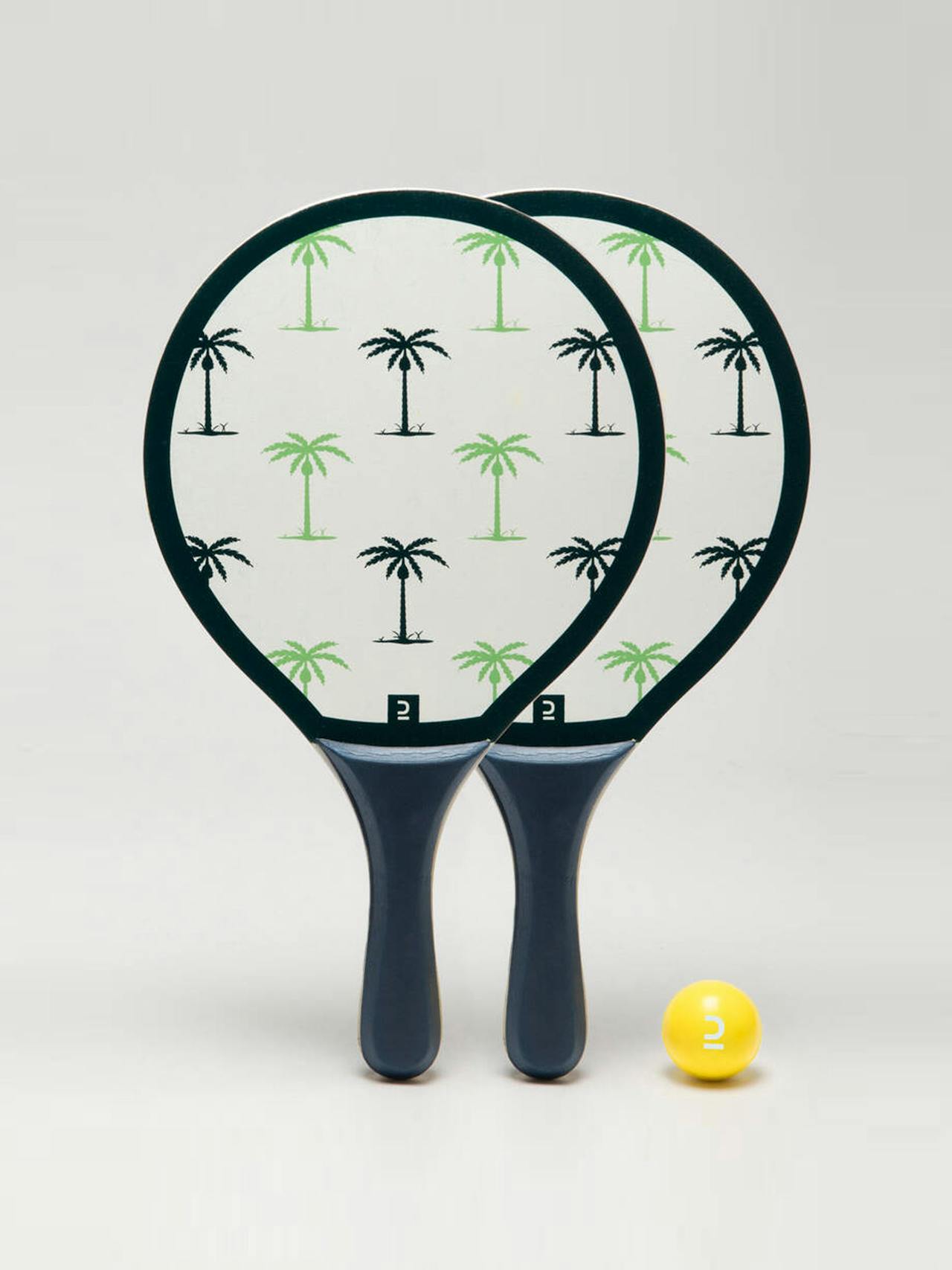 Beach tennis rackets and ball set