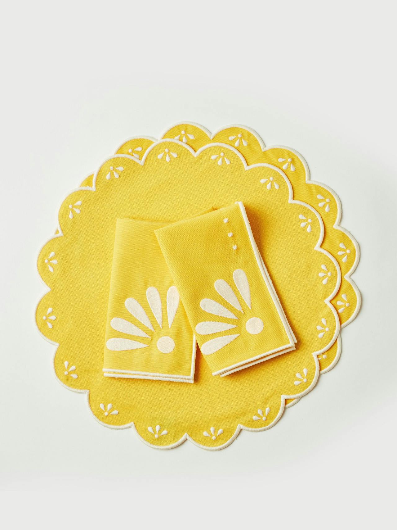 Peony yellow placemats and napkins, set of 2