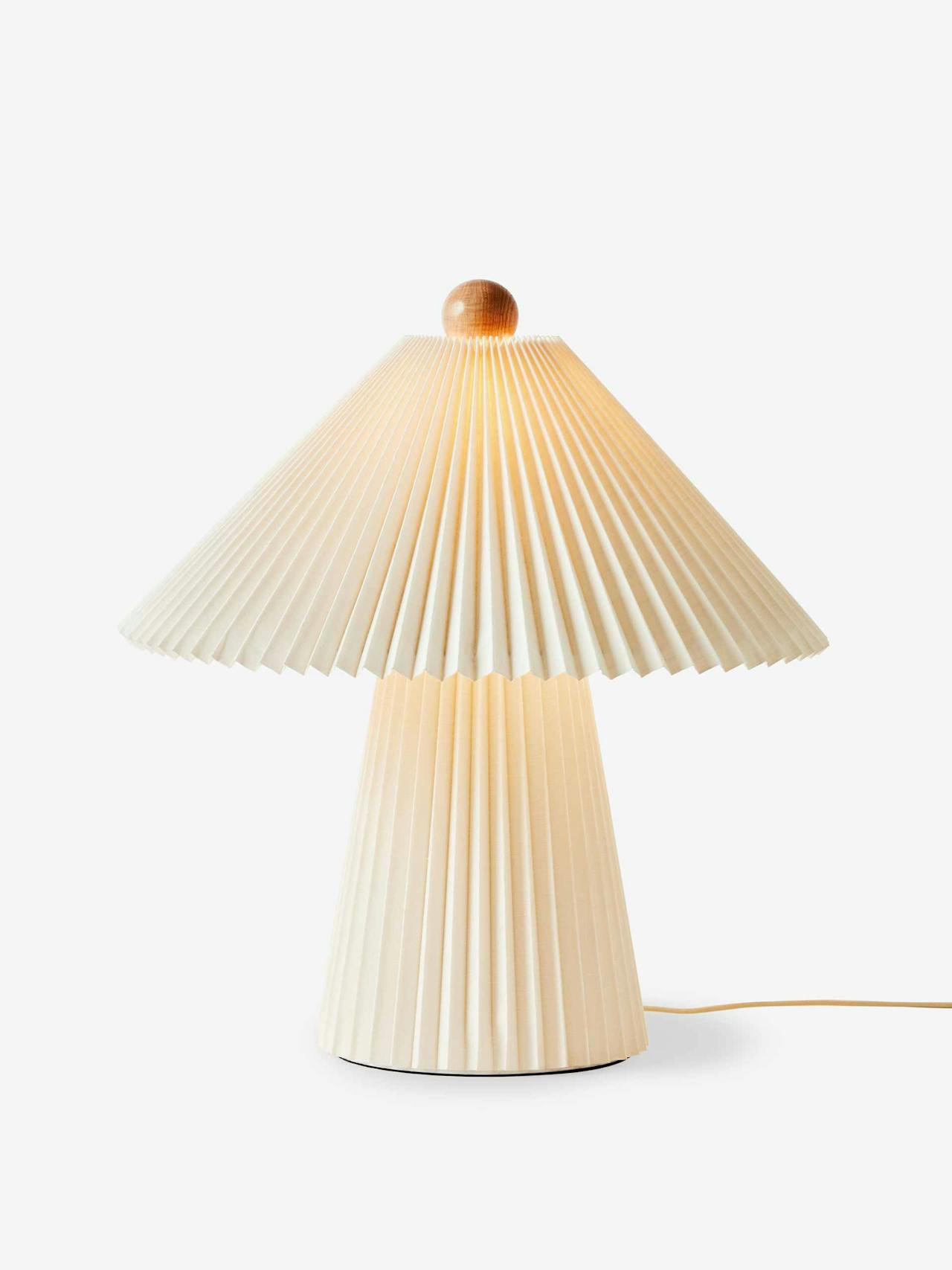 Lila table lamp