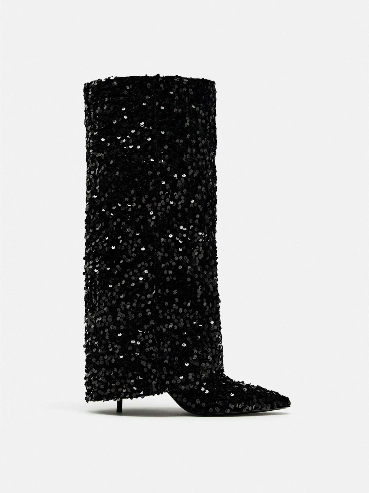 Knee-high gaiter boots with sequins