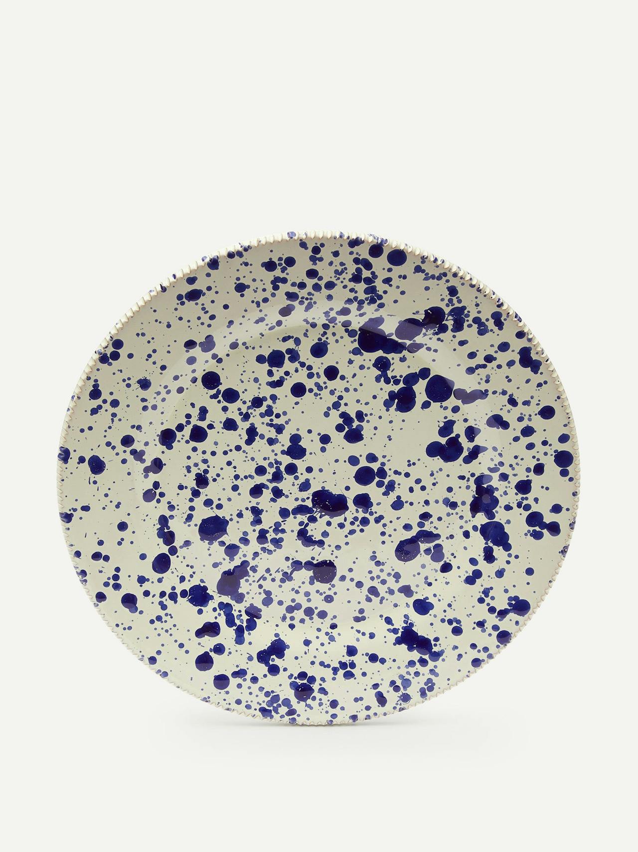 Dinner plate in blueberry