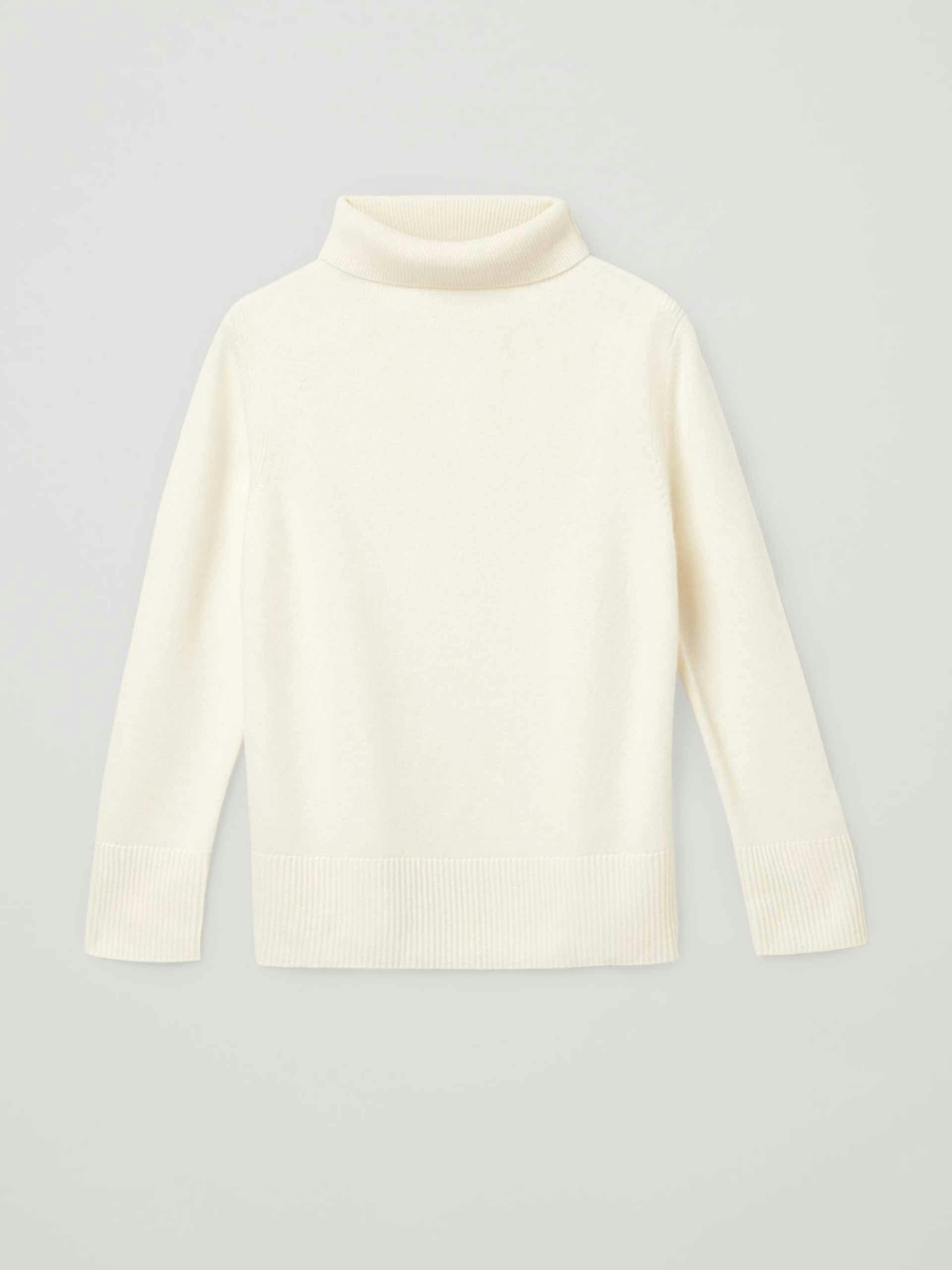 White cashmere jumper