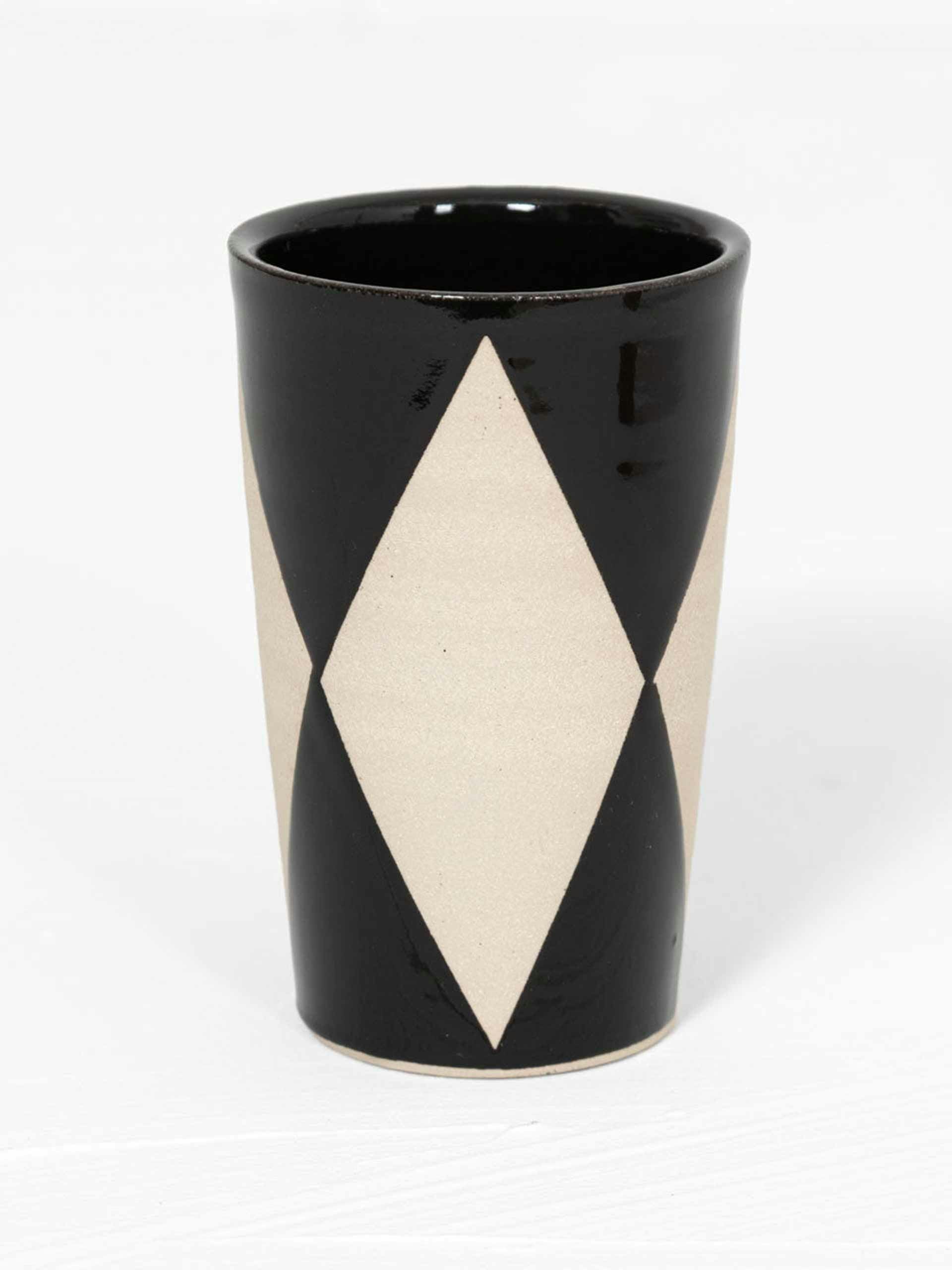 Black diamond patterned cup