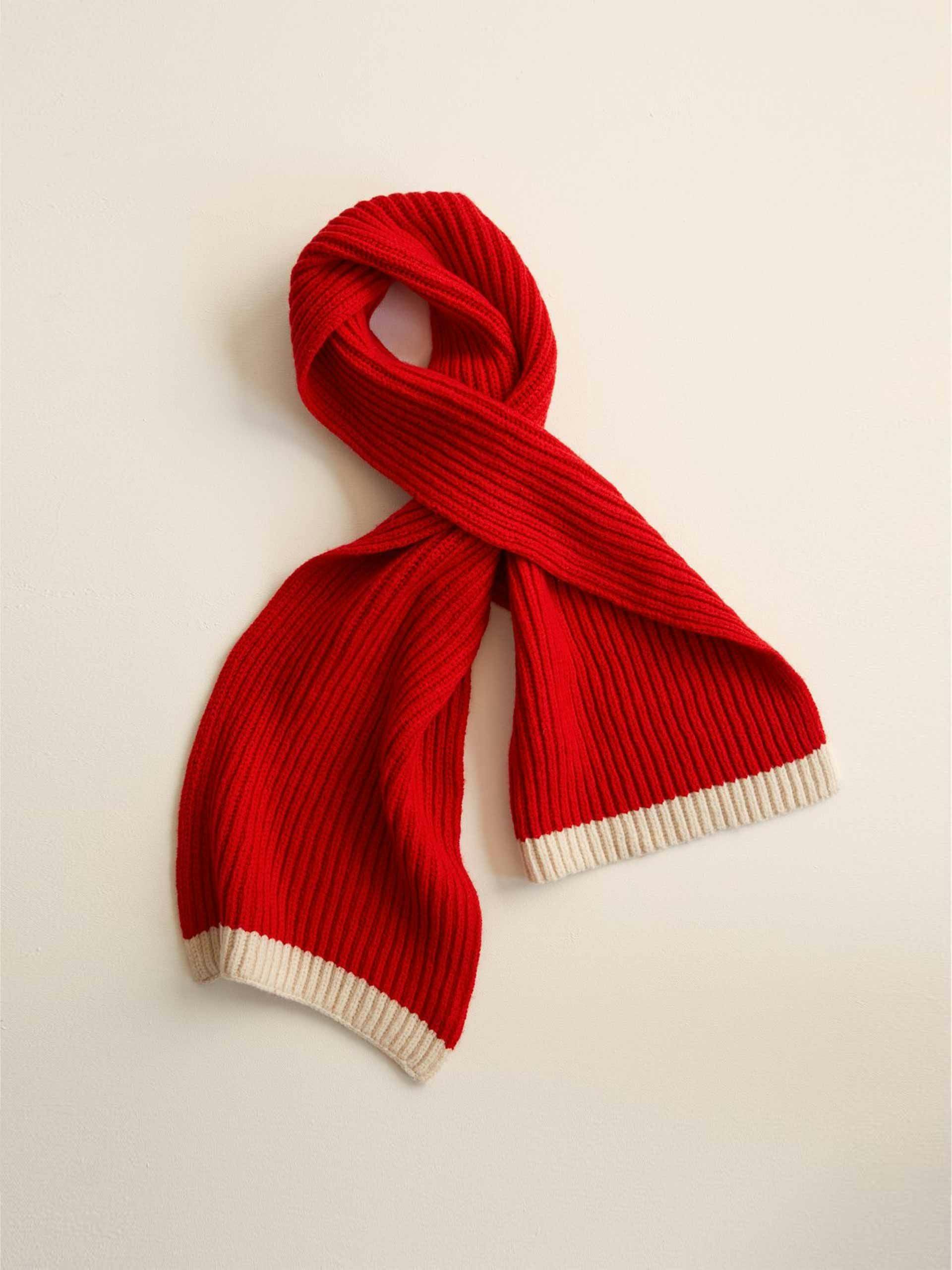 Pull-through wool scarf