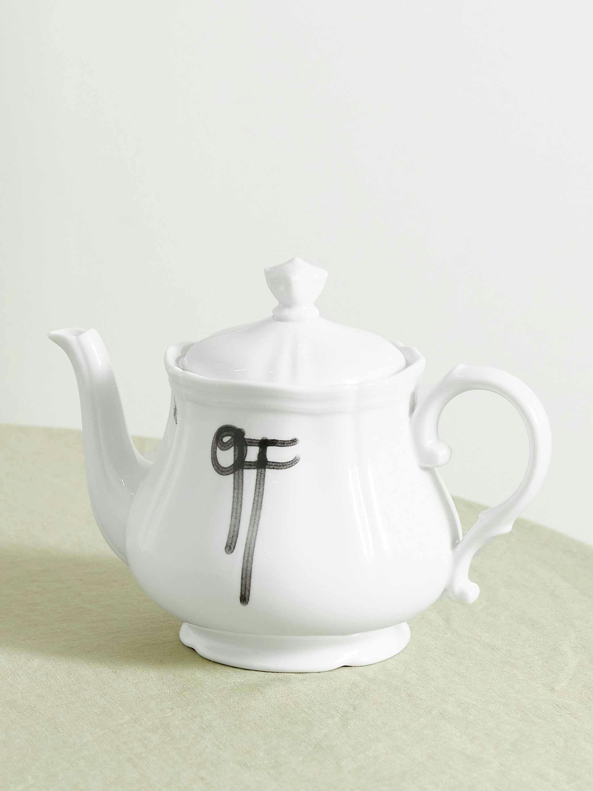 Printed porcelain teapot