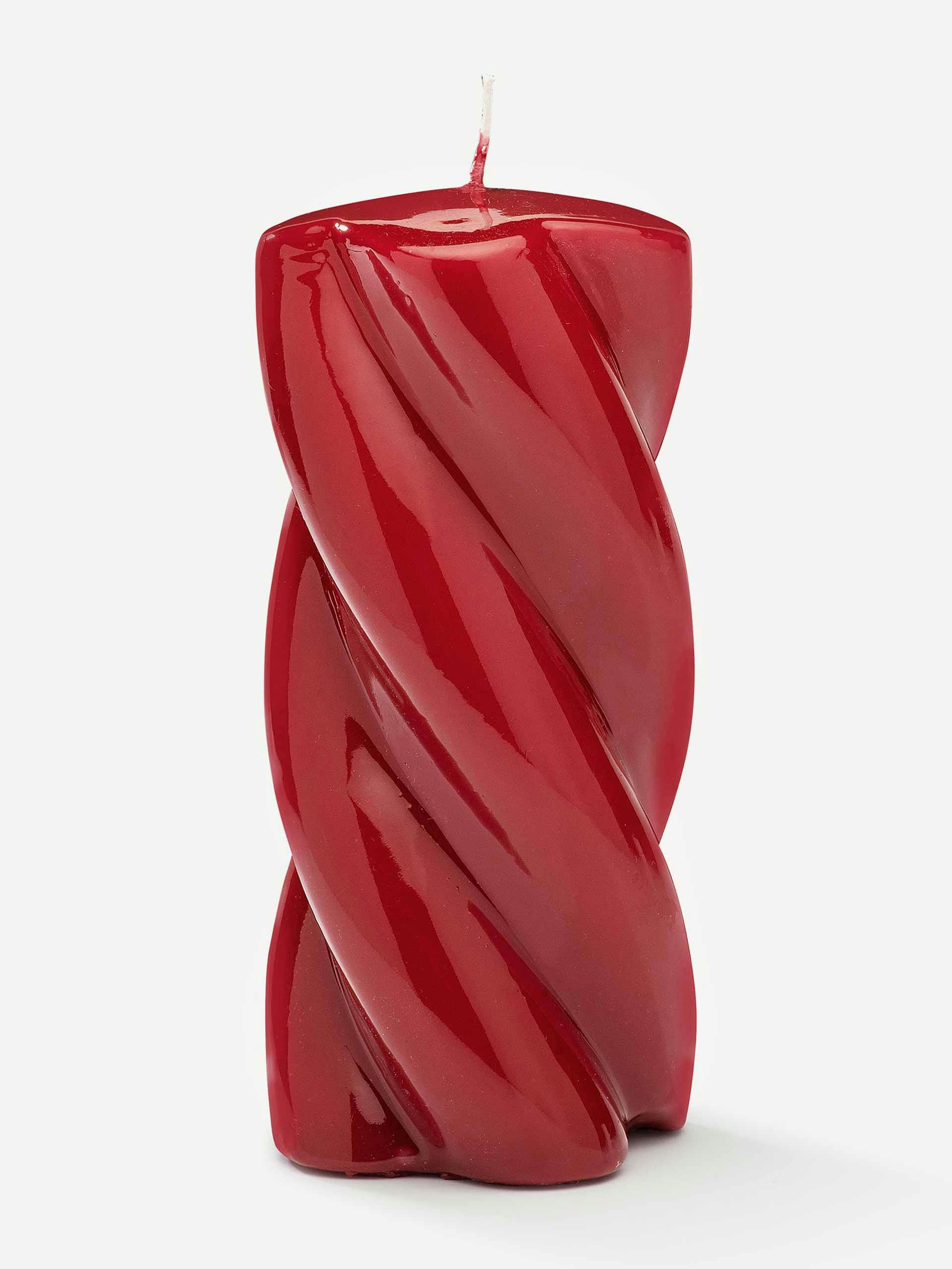 Blunt twisted candle