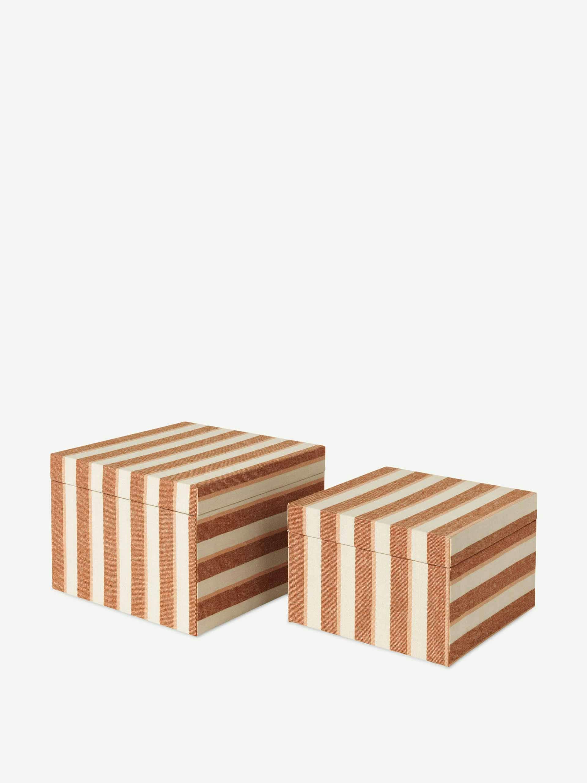 Striped boxes set
