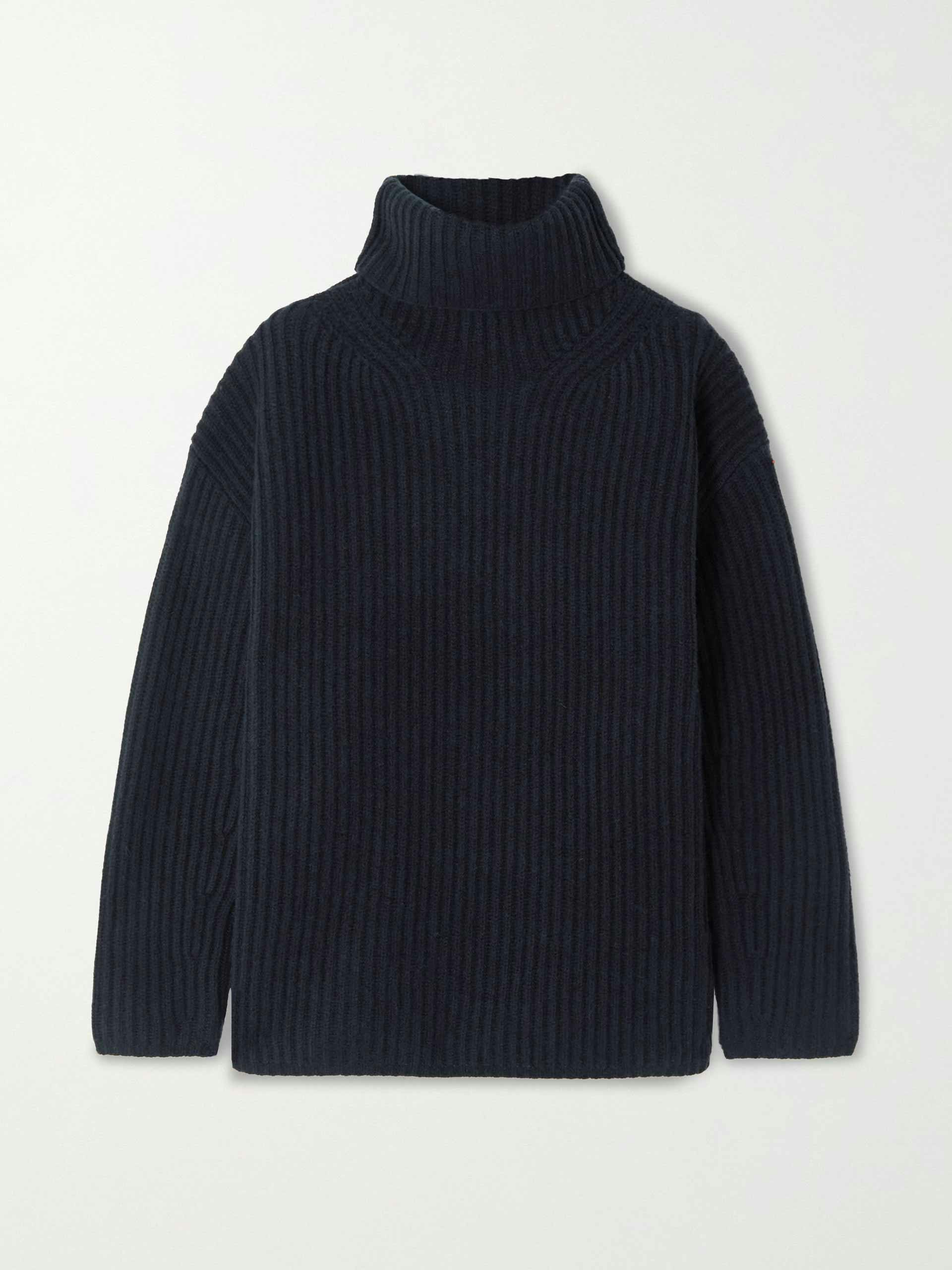 Ribbed wool turtle neck jumper