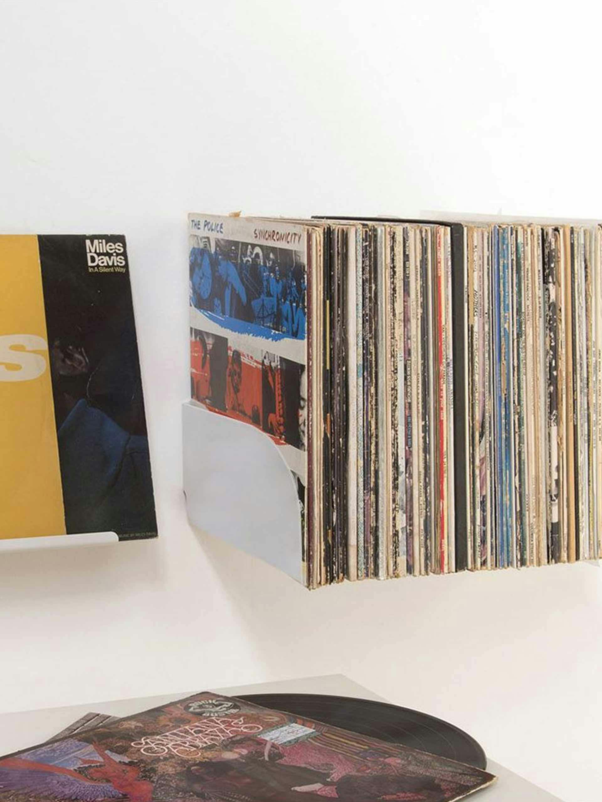 Vinyl wall storage