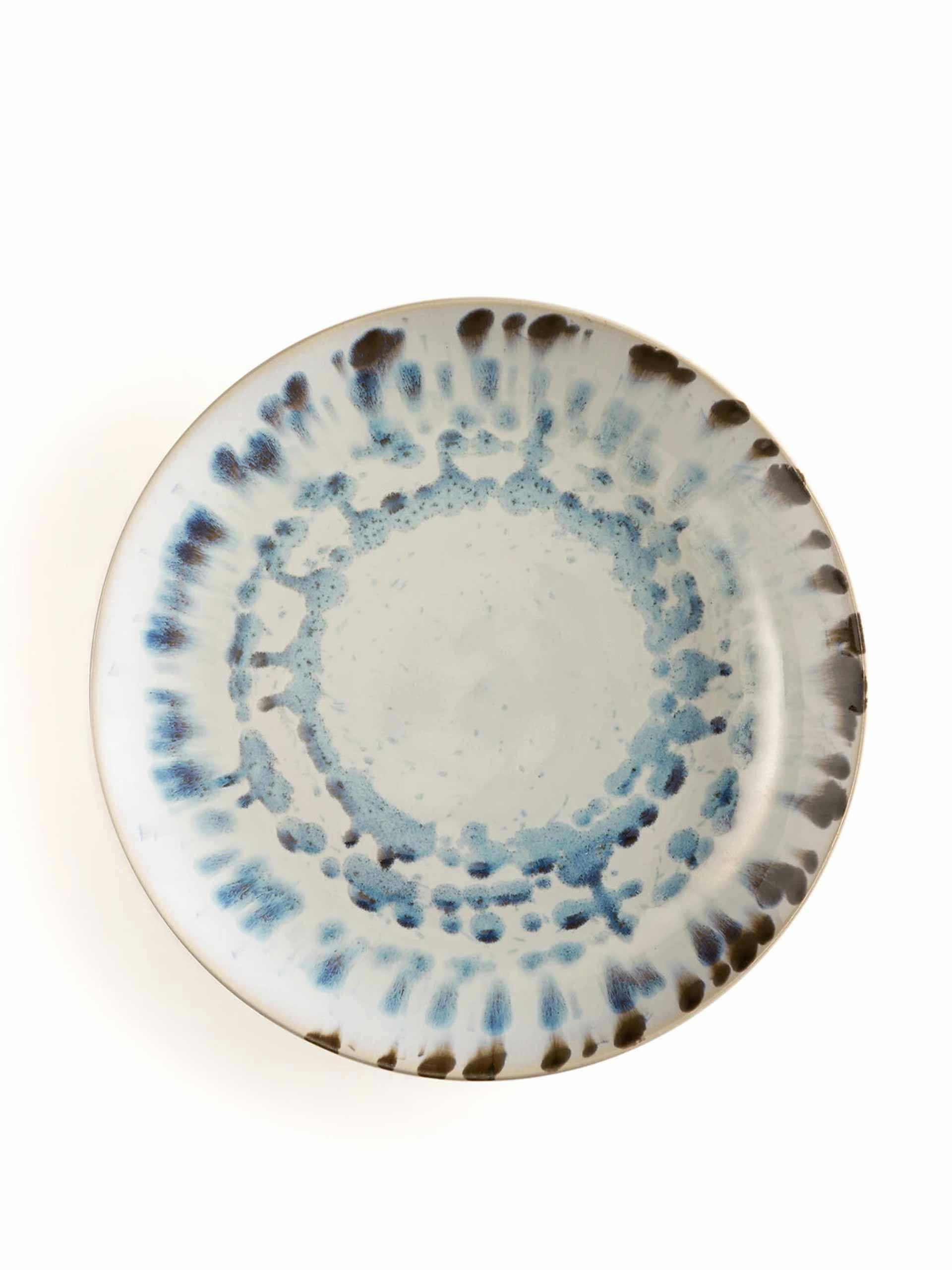 White and blue stoneware plates