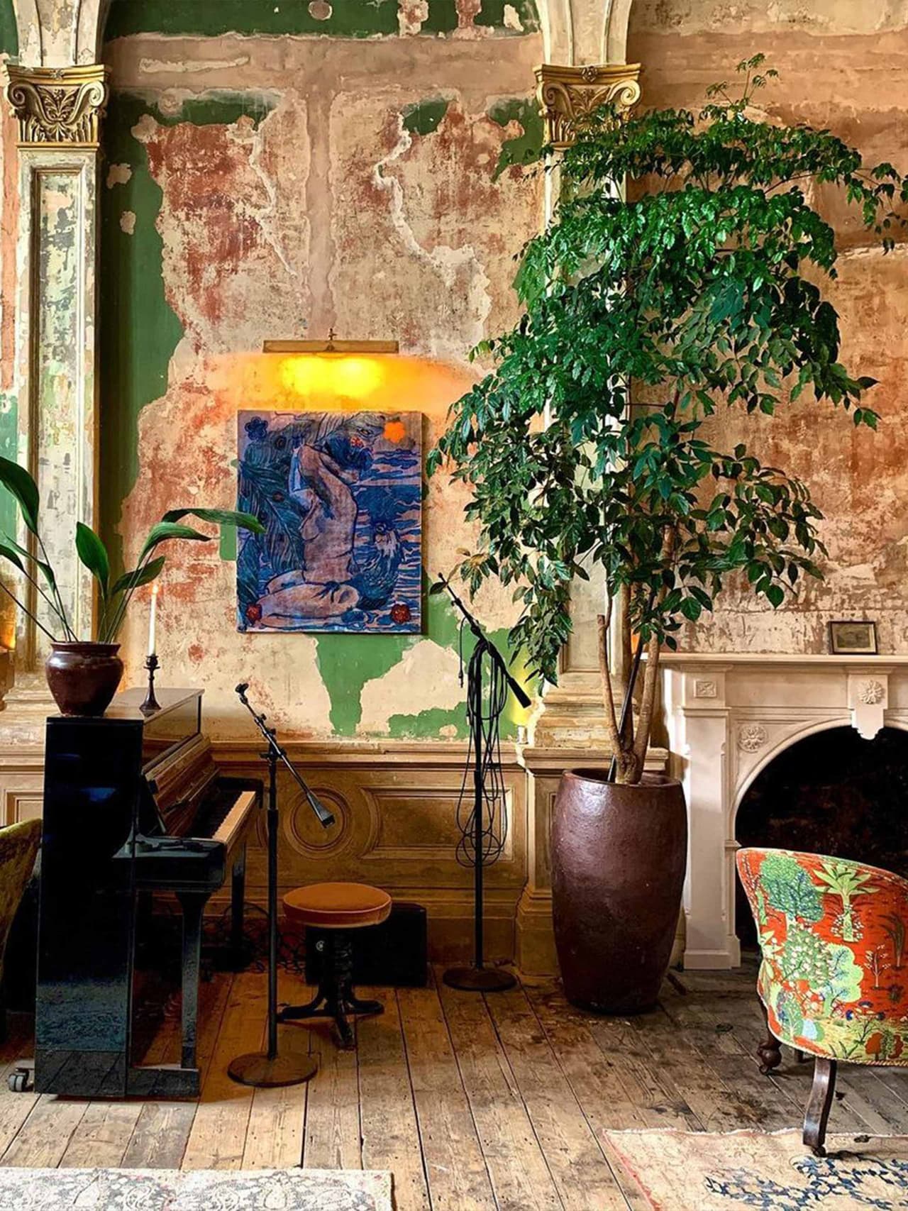 date-night-alex-eagle-sessions-art-club Image: Sessions Art Club