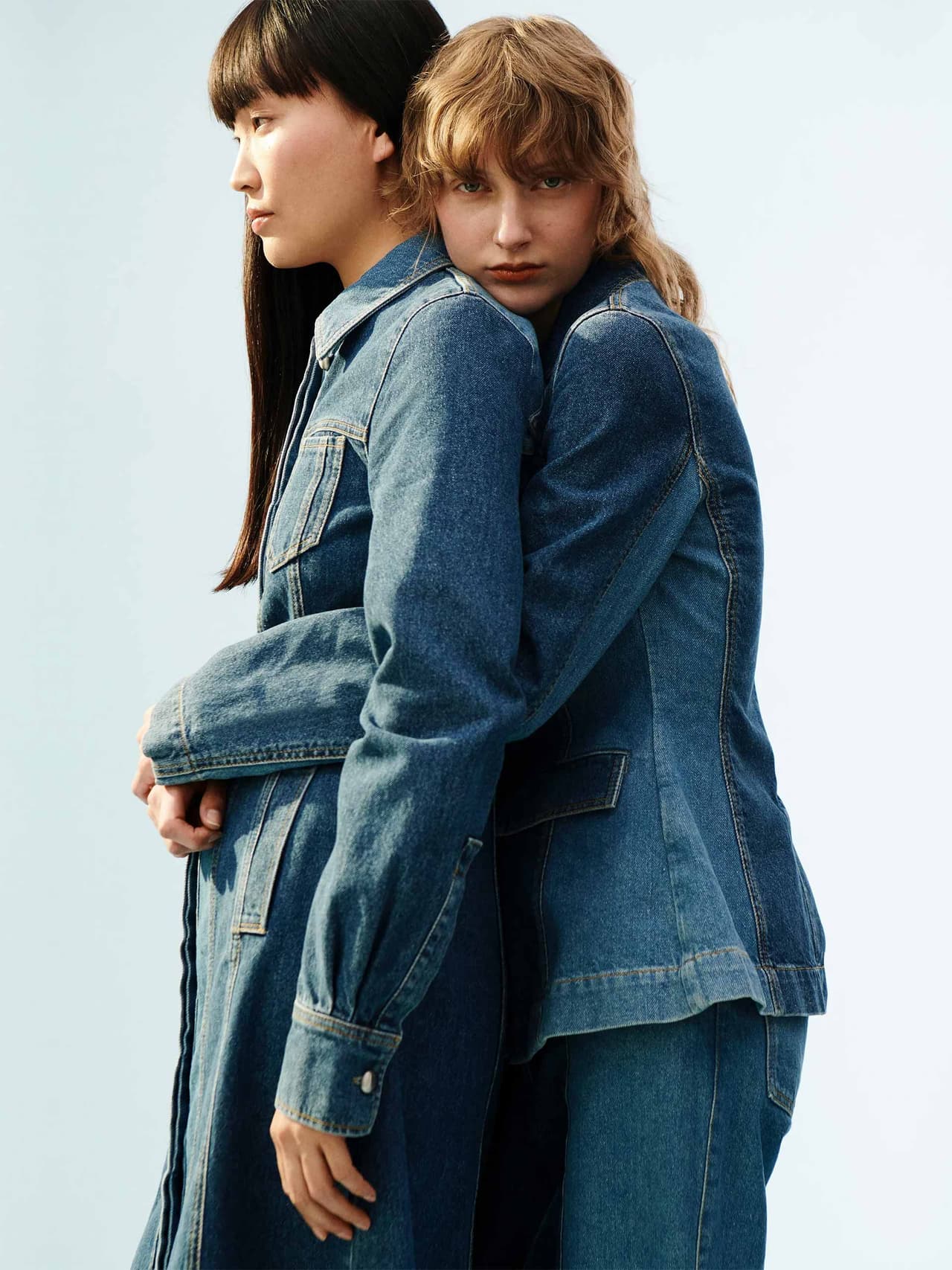 denim-holding-stine-goya-resort-24