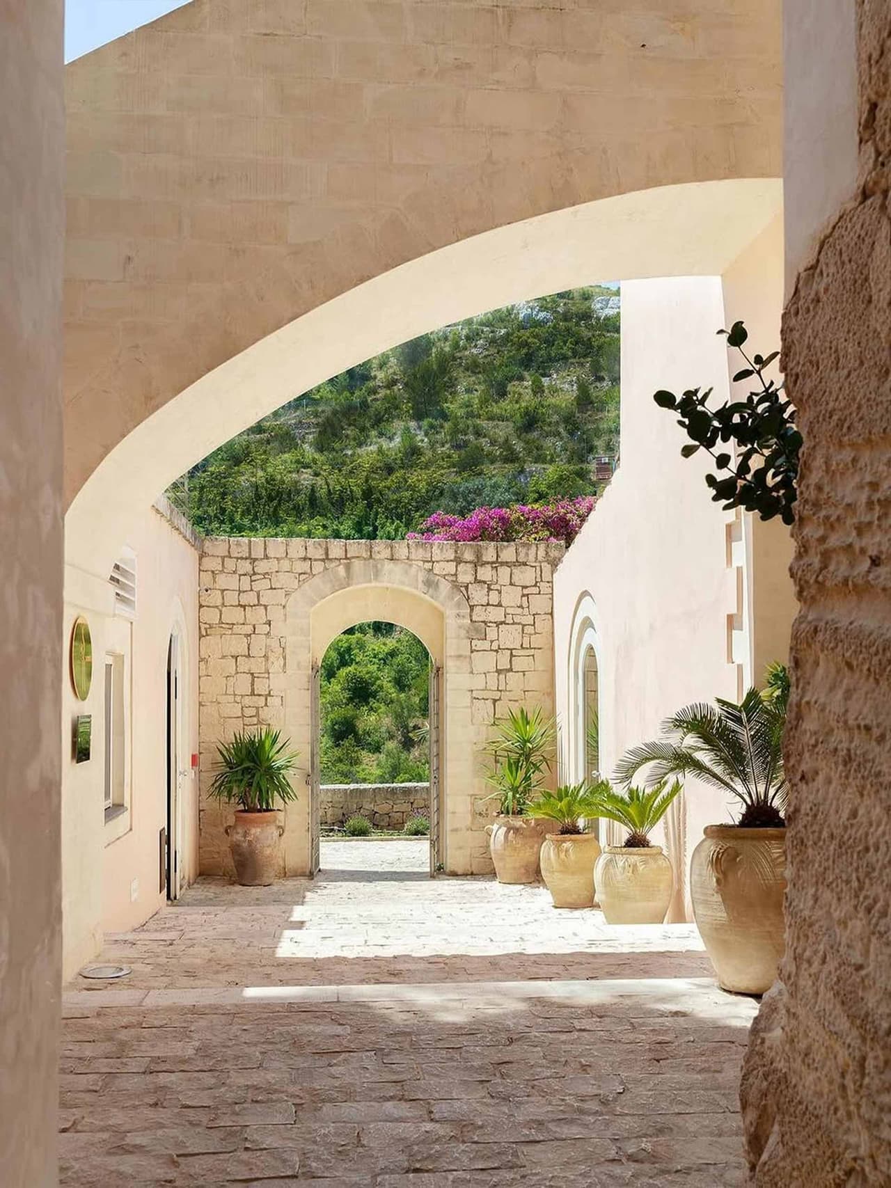 ragusa-image-don-serafino Image: Don Serafino restaurant, Ragusa Ibla