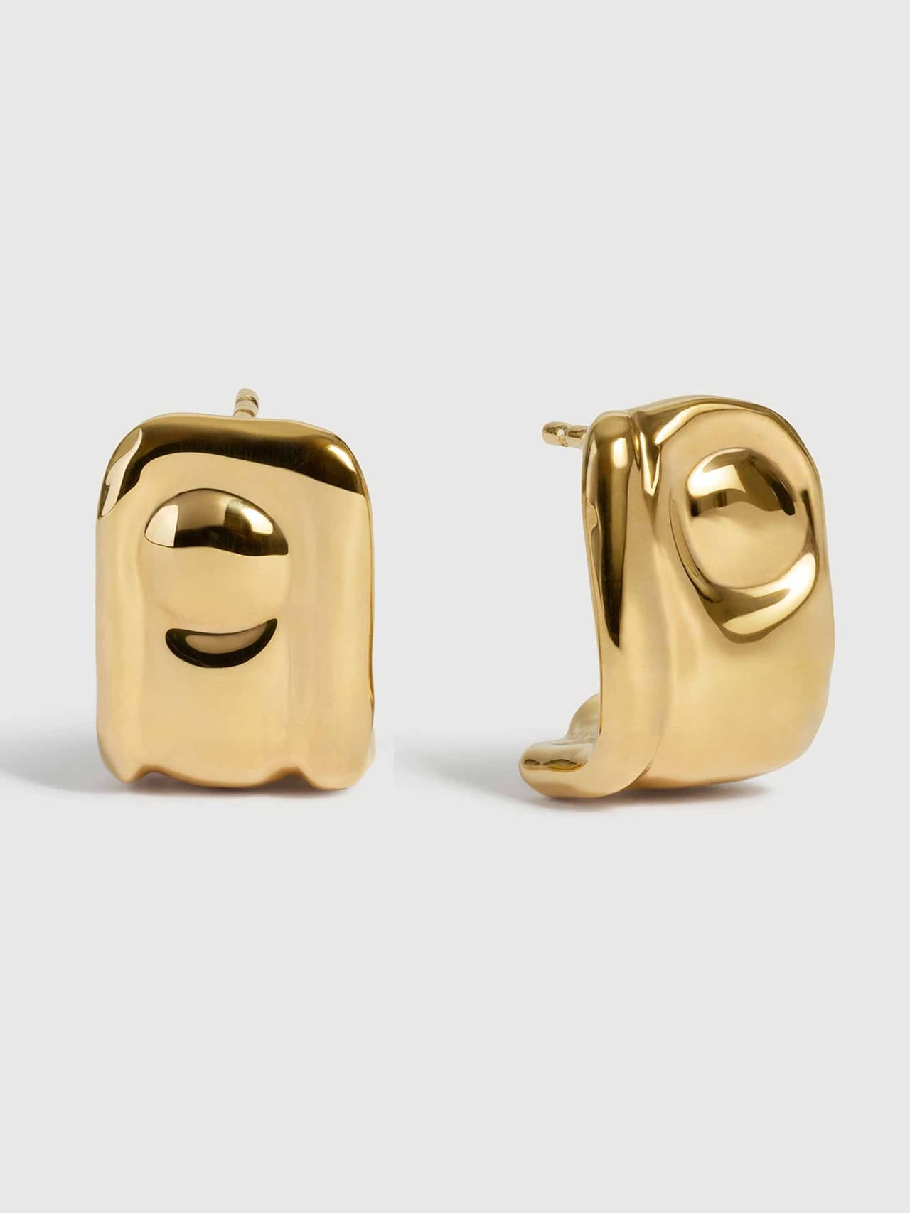 hp-monica-vinader-gold-stud-earrings