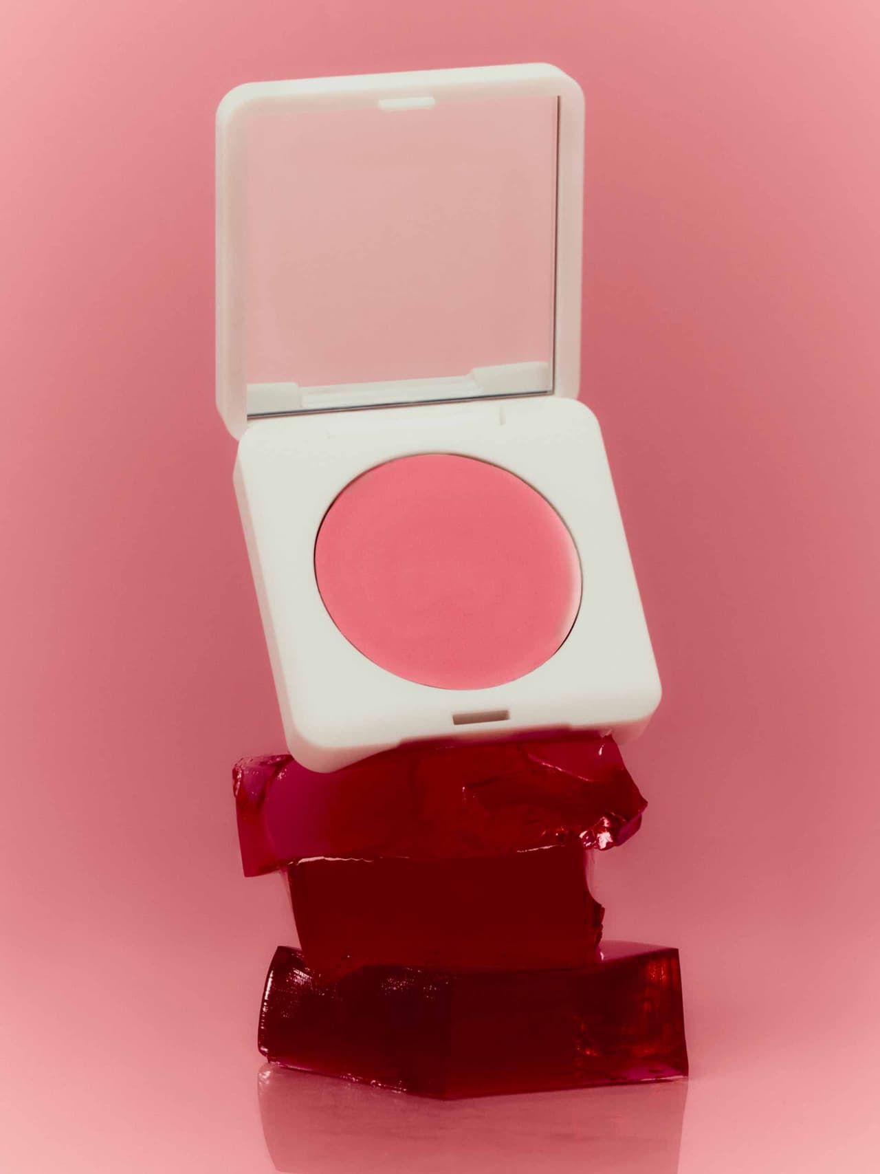 beautygifts-holding-summer-fridays