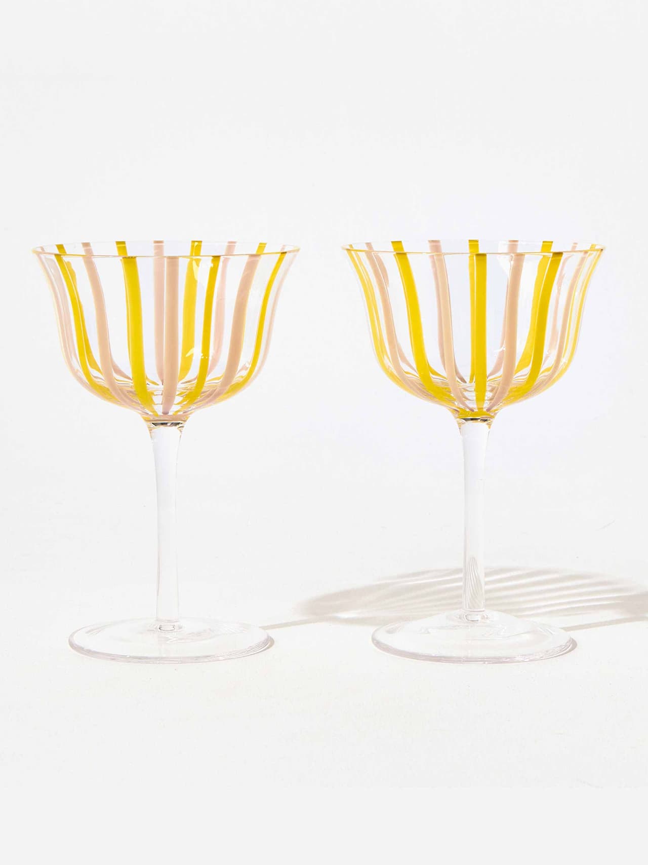 hp-ob-shrimps-wine-glasses