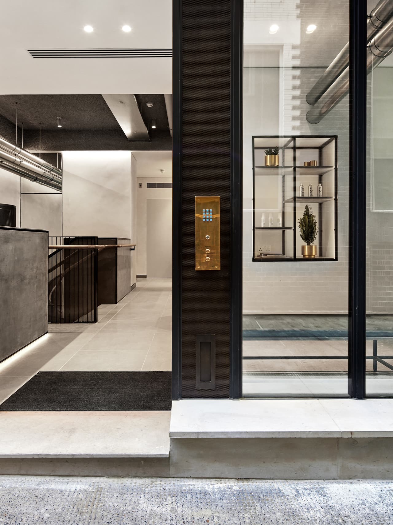 London window Image: Nicola Clarke Salon