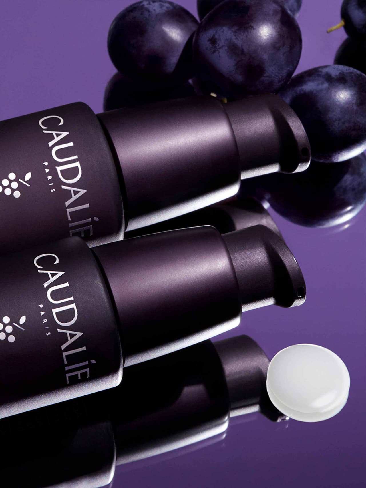 caudalie-holding-pc-2