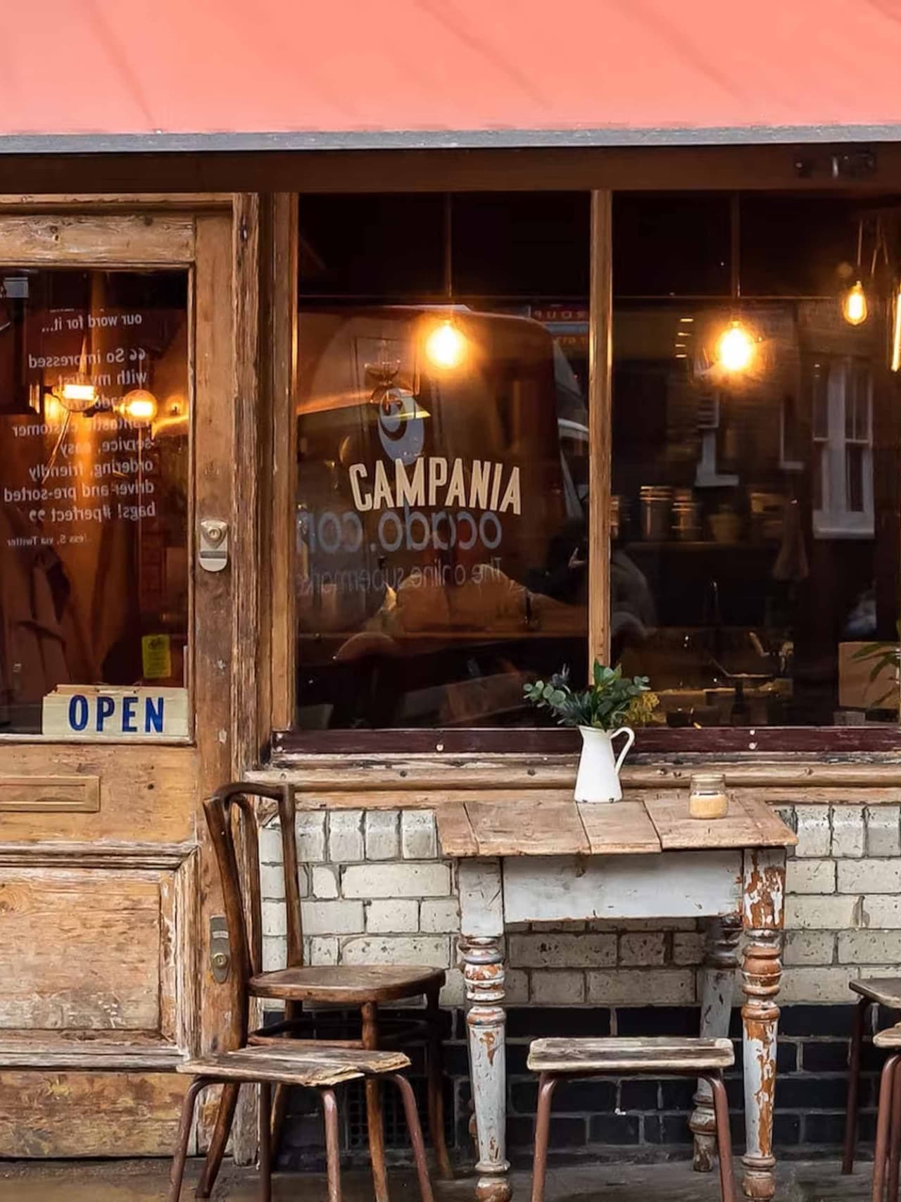 pixie-geldof-campania Image: Campania