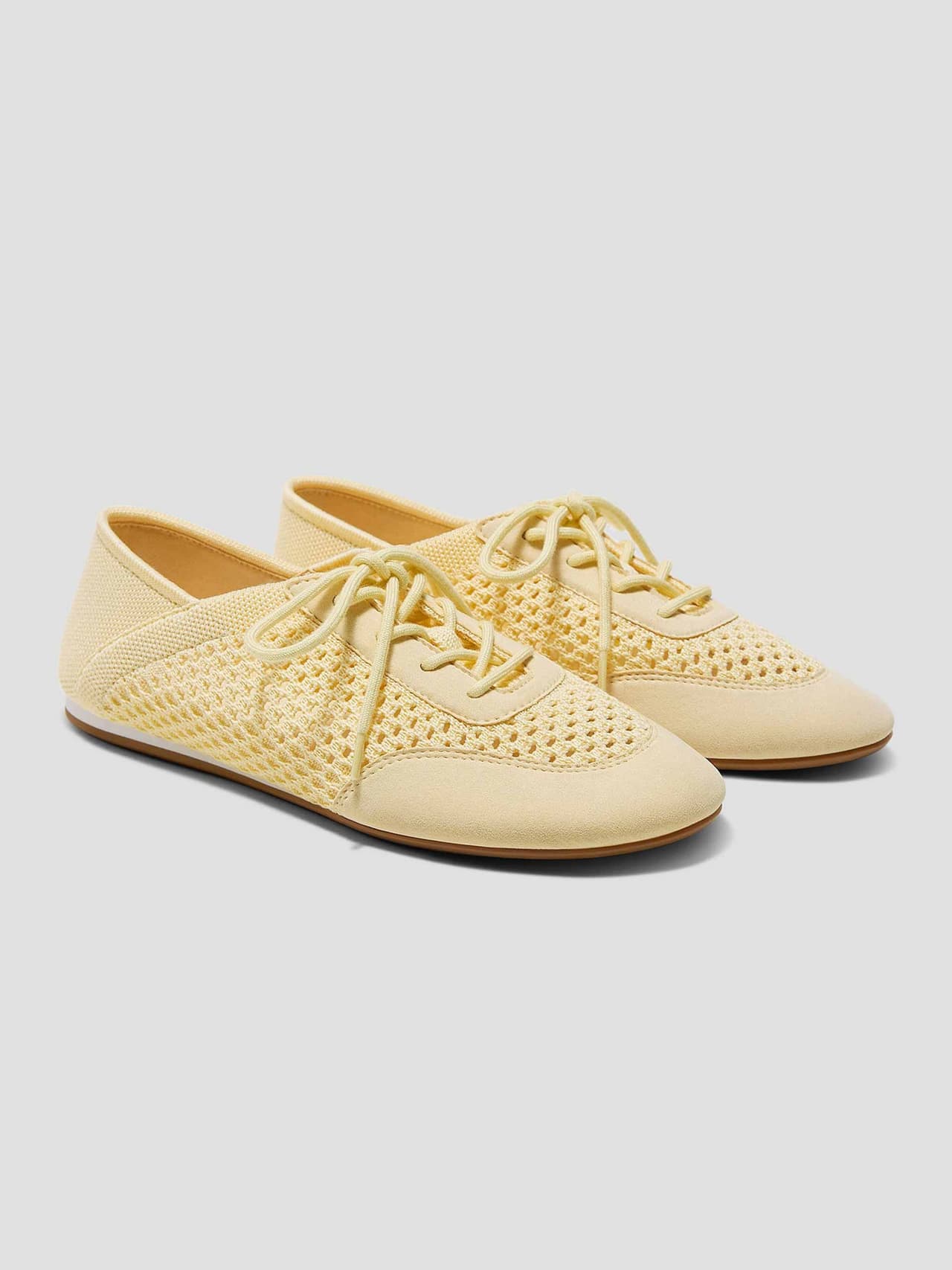 hp-vivaia-trainers
