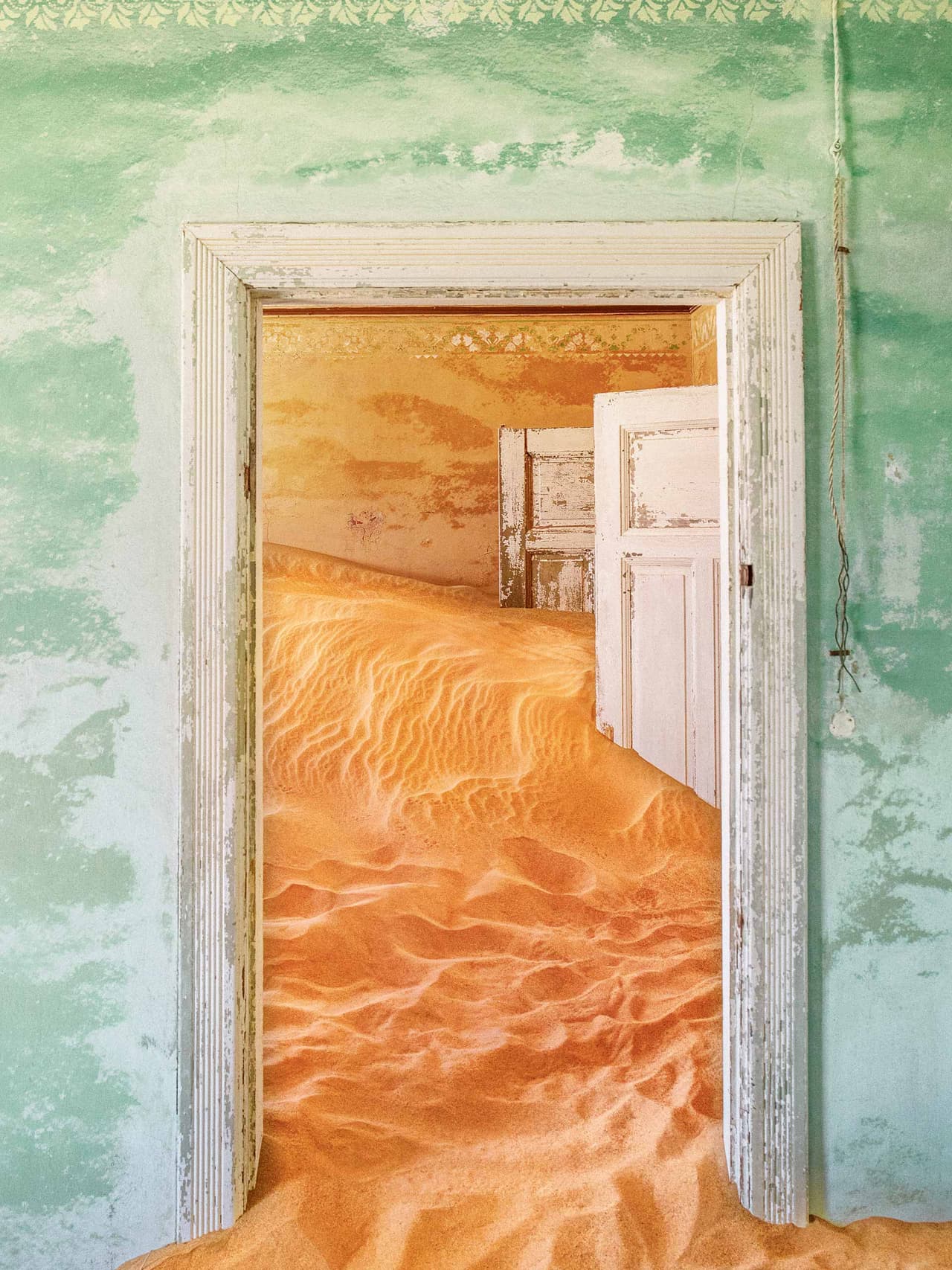 Image: Kolmanskop @alina_rudya