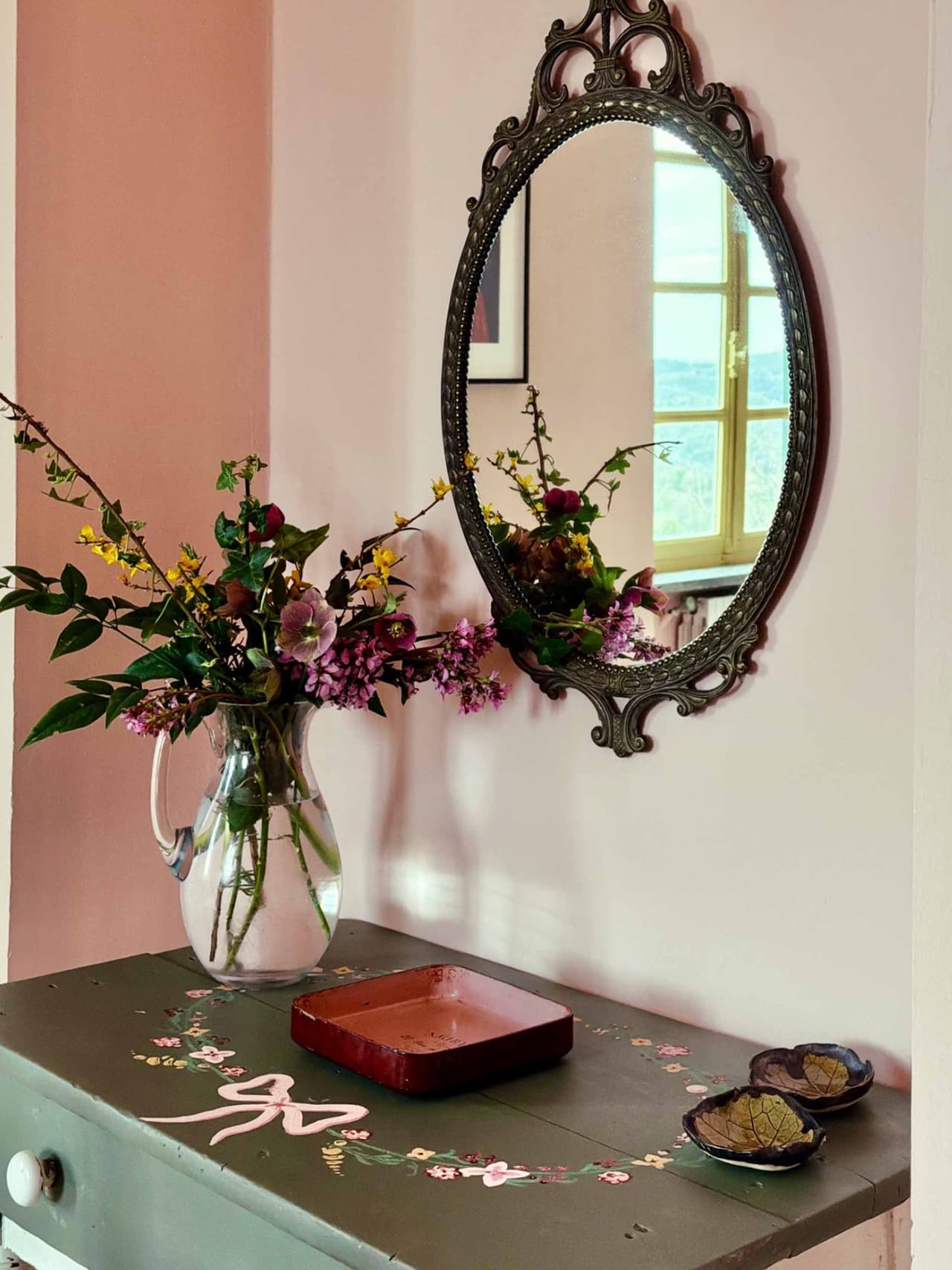 kws-holding-bedroom-1