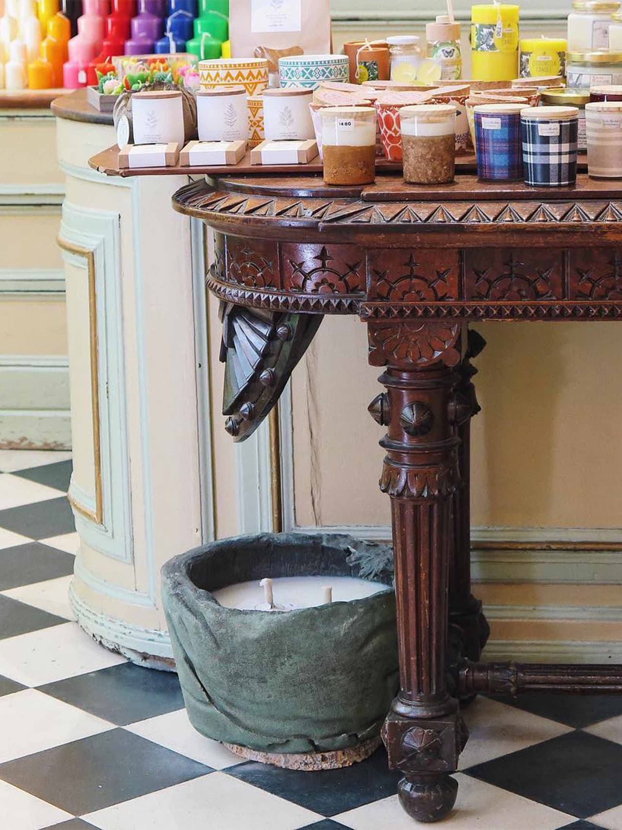 barcelona-do-candle-shop Image: Cereria Subirà