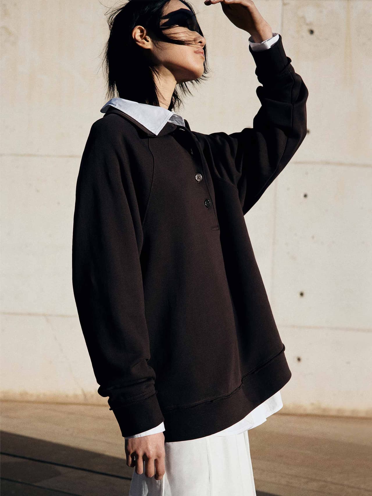 layering-holding-hm